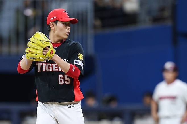 KIA 성영탁이 23일 서울 고척스카이돔에서 열린 2026 KBO리그 키움전에서 역투하고 있다. 사진 | KIA 타이거즈