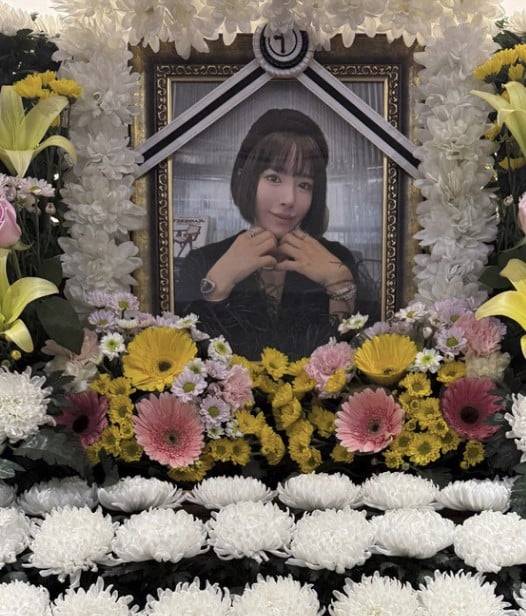 아브컬렉션 SNS