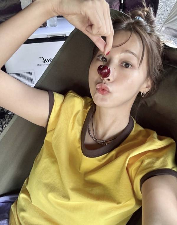 유인영 소셜 계정 캡처
