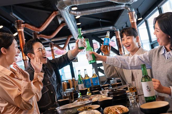 스트레스를 풀기 위해 마신 술이 뇌에 오래 남는 흔적을 남길 수 있다는 연구 결과가 나왔다. 사진=게티이미지뱅크