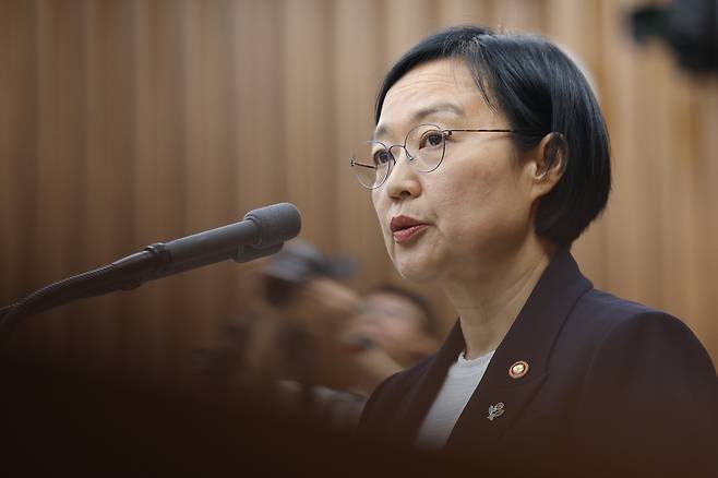 (서울=뉴스1) 신웅수 기자 = 한성숙 국무총리 후보자가 25일 서울 여의도에서 열린 인사청문회에서 인사말을 하고 있다. 2026.6.25/뉴스1