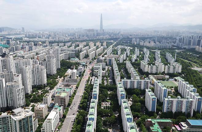 ▲서울 아파트 단지를 포함한 강남 일대 전경.