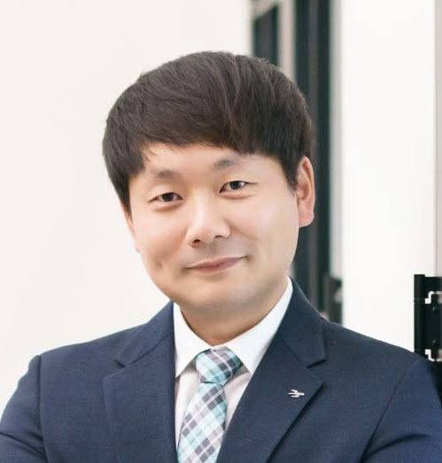 진호 울산과학기술원(UNIST) 화학과 교수. 사진=UNIST