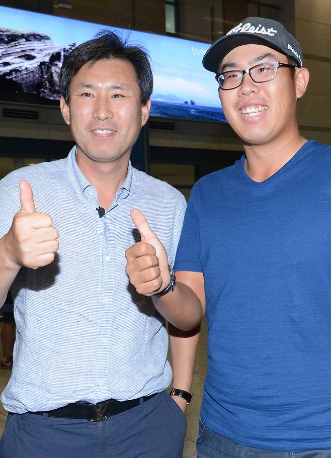 안재형(왼쪽)과 안병훈 부자. 뉴시스