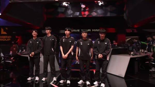 2일 서울 종로구 치지직 롤파크 LCK 아레나에서 열린 2026 LCK 정규시즌 3라운드 2경기에서 KT가 한화생명e스포츠를 세트스코어 2-1로 제압했다. (KT 롤스터 & HLE =2:1)./사진=네이버 치지직 라이브영상 캡처