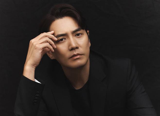배우 주상욱이 SBS 금토드라마 '김부장' 종영 소감을 밝혔다. HB엔터테인먼트 제공