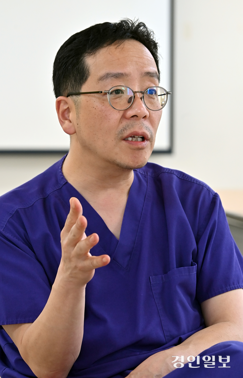 인천참사랑병원 천영훈 병원장은 우리나라 마약 실태와 관련해 예방, 인식, 치료 등 전 부문에서 변화가 필요하다고 강조했다. 2026.8.11 /김용국기자 yong@kyeongin.com