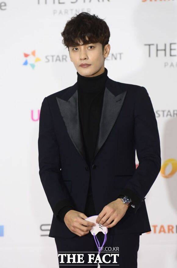 배우 성훈이 MBN 새 드라마 '보스의 노골적 취향'에 출연한다. 사진은 2021년 12월에 개최된 '아시아 아티스트 어워즈'에 참석한 모습. /더팩트 DB
