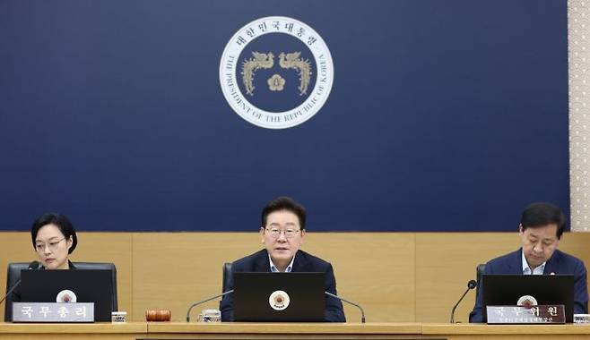이재명 대통령이 11일 정부세종청사에서 열린 국무회의에서 발언하고 있다. 2026.8.11 연합뉴스