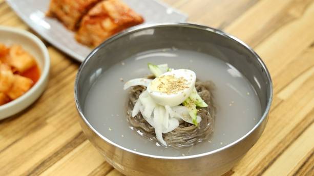 백령도식 냉면 '동네한바퀴'