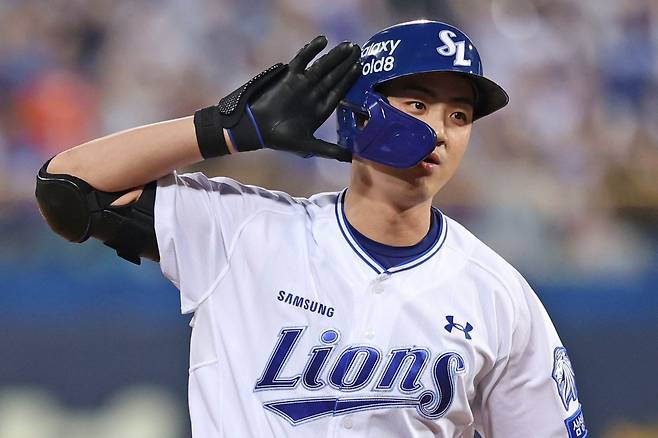 삼성 라이온즈 캡틴 구자욱이 15일 대구 삼성 라이온즈파크에서 열린 2026 신한 SOL KBO리그 한화 이글스와의 팀 간 12차전에서 3안타 5타점을 기록, 팀 3연승을 이끌었다. 사진 삼성 라이온즈