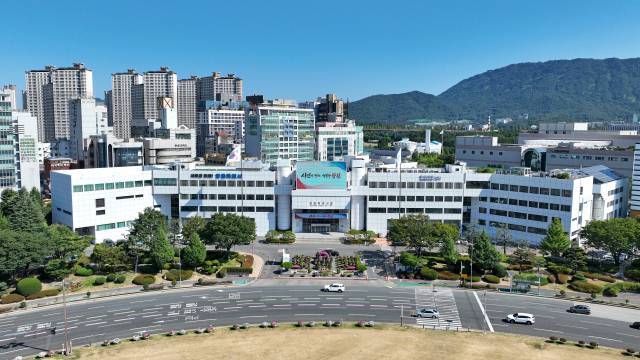 창원시청 청사 전경./창원시/