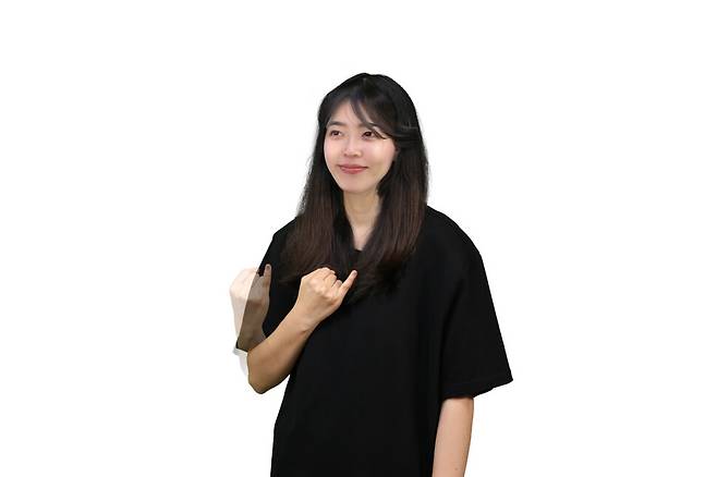 ‘레즈비언’을 뜻하는 한국농인엘지비티플러스(LGBT+)의 대안수어. 한국농인엘지비티플러스 제공