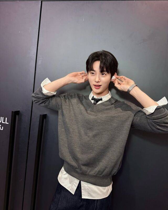 변우석이 방콕 팬미팅 현장의 다채로운 비하인드를 공개했다. / 변우석 SNS