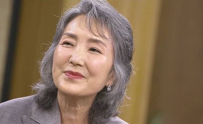 배우 이휘향