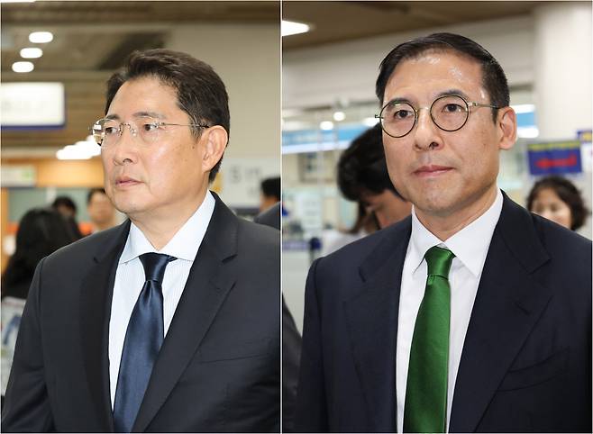 <YONHAP PHOTO-2748> 법정 출석하는 조현준-조현문 (서울=연합뉴스) 이진욱 기자 = 조현준 효성그룹 회장(왼쪽)과 조현문 전 효성그룹 부사장이 21일 서울 서초구 서울중앙지법에서 열린 조 전 부사장의 강요미수 혐의 사건 공판에 출석하고 있다. 조 전 부사장은 2013년 퇴사한 후 자신이 회사 성장의 주역이라는 내용의 보도자료를 배포하도록 형인 조 회장을 협박하고, 자신의 배우자를 음해한 것을 사과하지 않으면 비리를 고발하겠다고 강요한 혐의를 받고 있다. 2026.8.21 cityboy@yna.co.kr/2026-08-21 10:20:56/<저작권자 ⓒ 1980-2026 ㈜연합뉴스. 무단 전재 재배포 금지, AI 학습 및 활용 금지>