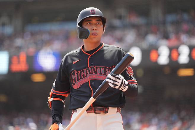 Aug 15, 2026; San Francisco, California, USA; San Francisco Giants right fielder Jung Hoo Lee (51) stands in the on-deck circle during the first inning against the Colorado Rockies at Oracle Park. Mandatory Credit: Darren Yamashita-Imagn Images