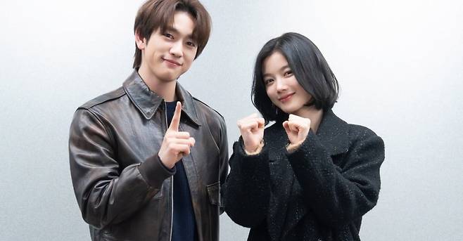 '100일의 거짓말' 대본 리딩 현장이 공개됐다./사진제공=tvN