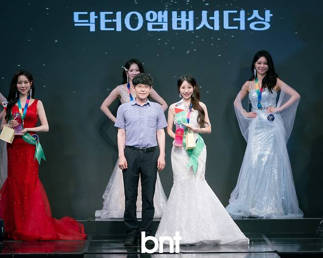 닥터오 대표이사 겸 오라클피부과 노영우 대표원장, 닥터오 앰버서더상 황지혜
