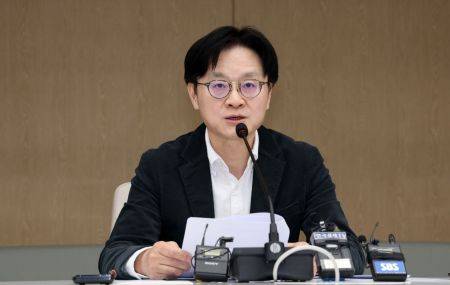 김정관 산업통상부 장관. 윤동주 기자