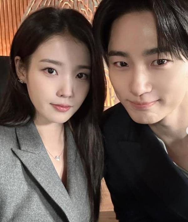 아이유 변우석 / 사진=SNS 캡처