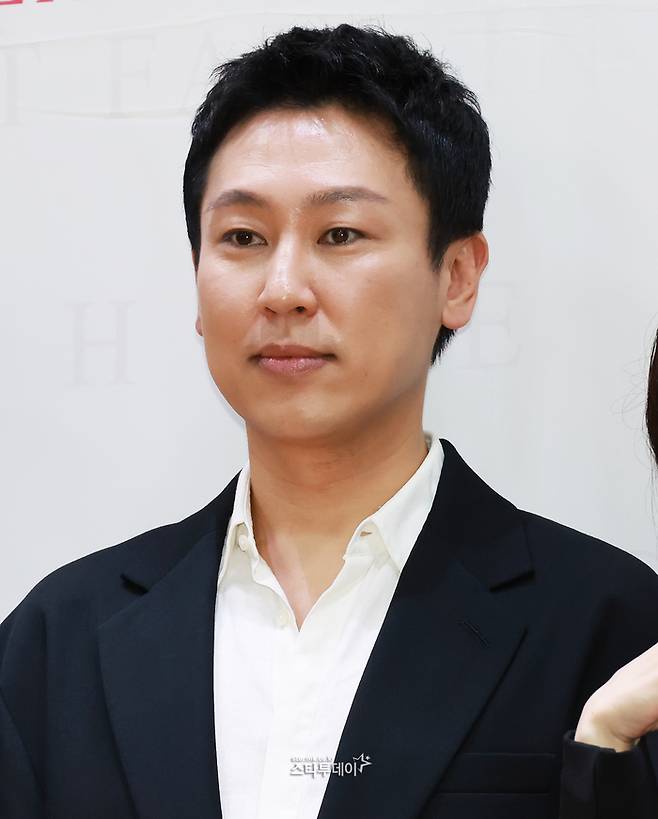 김지호 연출가. <강영국 기자>