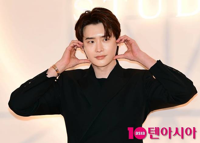 배우 이종석이 오랜 기간 준비해온 '이섭의 연애'에서 최종 하차한다./사진=텐아시아DB