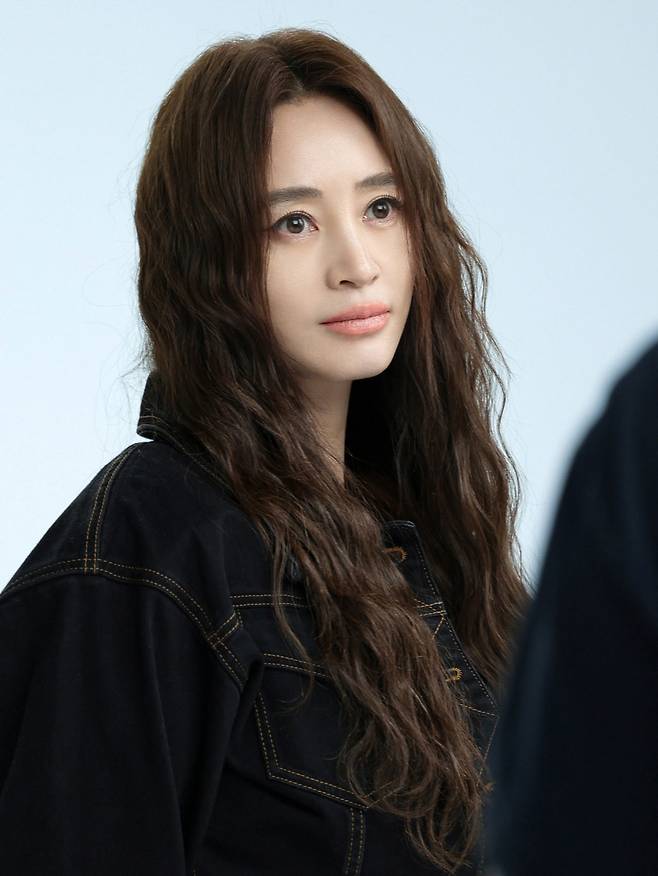 김혜수 “차라리 불륜이면 좋았을 텐데”… '지금 불륜' 종영소감
