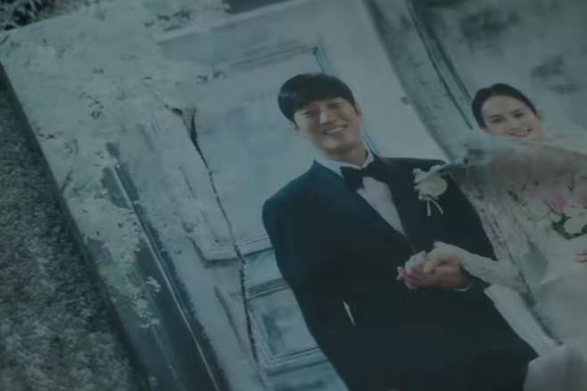 출처:쿠팡플레이 시리즈 '지금 불륜이 문제가 아닙니다'