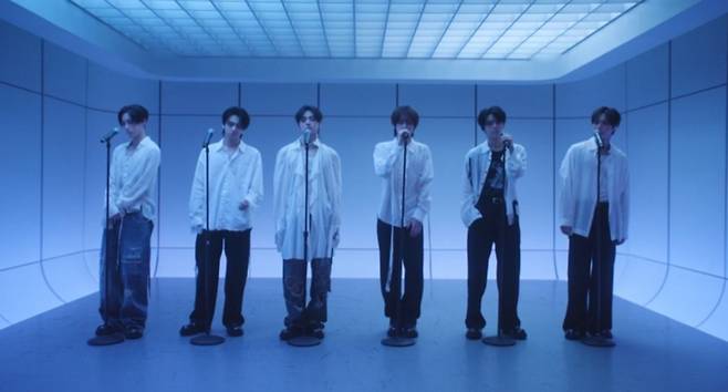 올가을 낭만 무드 충만..알파드라이브원, 美 Vevo서 'Talk to me' 라이브 퍼포먼스 첫선 '글로벌 존재감 UP'