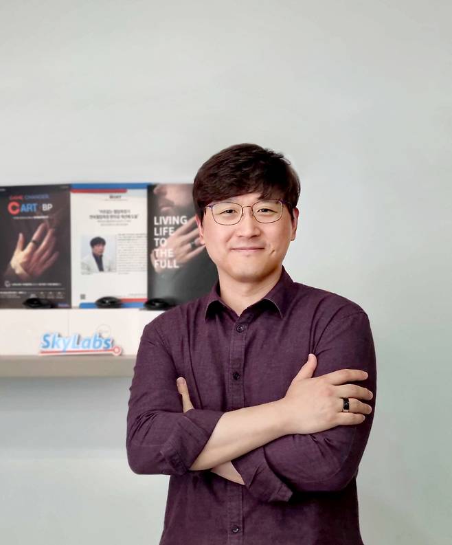 이병환 스카이랩스 대표가 팜이데일리와 인터뷰를 진행하고 있는 모습 (사진=스카이랩스)