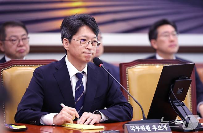 홍지선 국토교통부 장관 후보자가 16일 서울 여의도 국회에서 열린 인사청문회에서 의원들의 질의를 듣고 있다. 2026.9.16 ⓒ 뉴스1 박지혜 기자