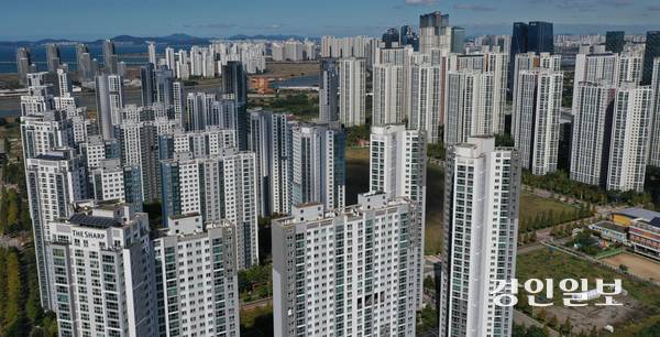 인천 송도국제도시 일대 아파트 단지. /경인일보DB