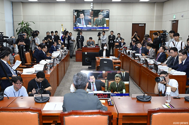강신철 국방부 장관 후보자 인사청문회가 16일 서울 여의도 국회에서 진행되고 있다. 쿠키뉴스 자료사진