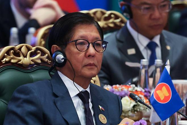페르디난드 마르코스 주니어 필리핀 대통령이 지난 13일 인도 뉴델리에서 열린 브릭스(BRICS) 정상회의 이틀 차 회의에 참석하고 있다. /로이터 연합뉴스