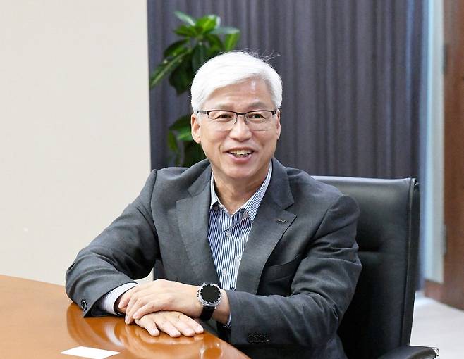 이민우 킨텍스 대표가 킨텍스의 미래 성장 전략에 대해 설명하고 있다. 킨텍스
