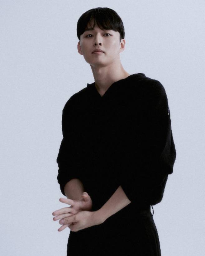 김우겸
