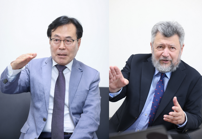 왼쪽부터 금종해 고등과학원 석학교수, 예핌 젤마노프 중국 남방과학기술대 교수. 고등과학원 제공