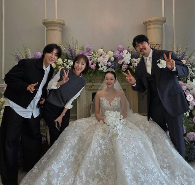 사진=신지 SNS