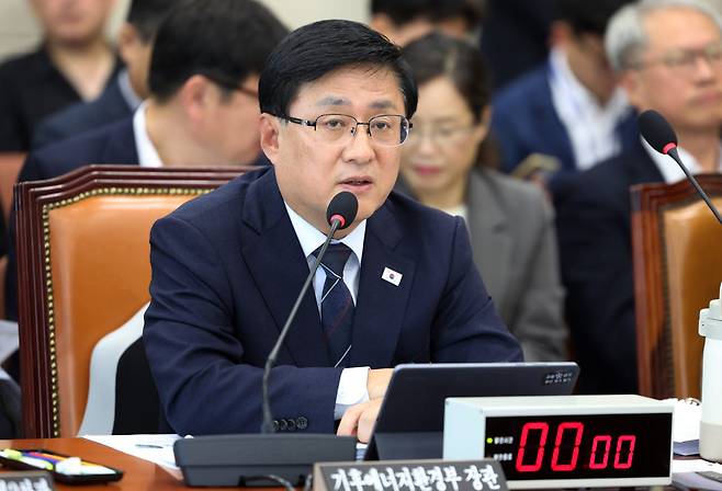 김성환 기후에너지환경부 장관이 국회에서 열린 기후에너지환경노동위원회 국정감사에서 발언하고 있다.(사진=뉴시스)