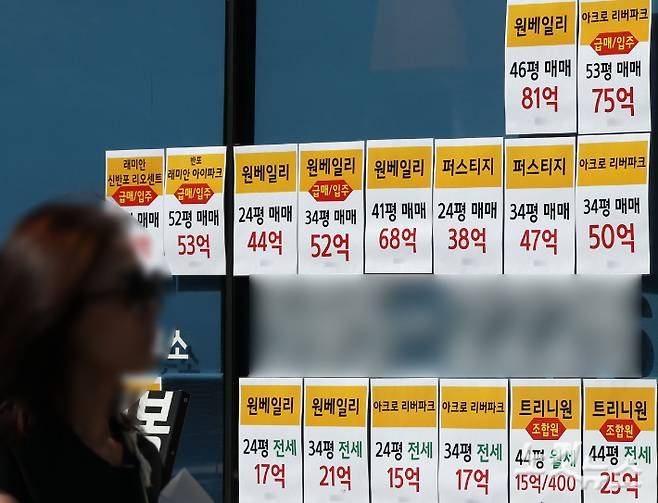 황진환 기자