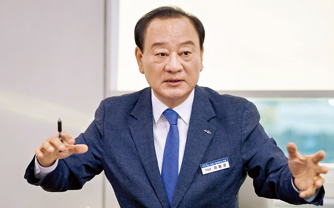 유동균 마포구청장이 서울&과 인터뷰하고 있다. 마포구 제공