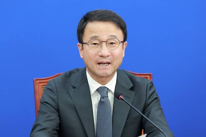 더불어민주당 한병도 원내대표가 8일 국회에서 열린 국정감사대책회의에 참석해 발언하고 있다. 2026.10.8 연합뉴스