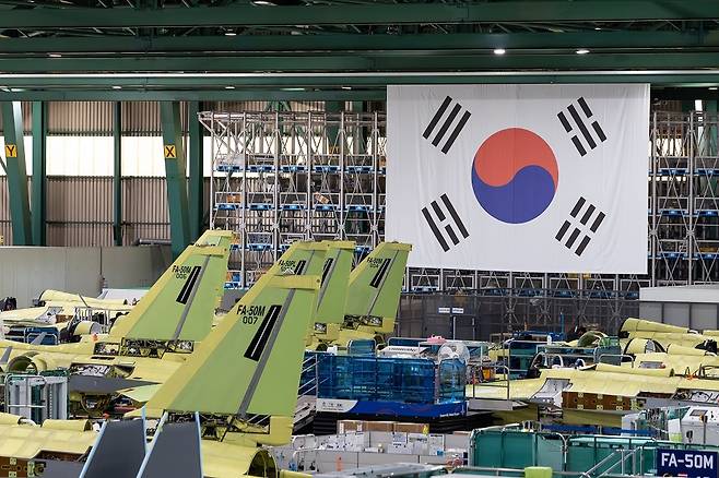 경남 사천 KAI 고정익동 생산 현장.(사진제공=한국항공우주)