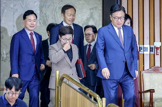 정점식 국민의힘 원내대표가 20일 서울 여의도 국회에서 열린 국정감사 대책회의에 참석하고 있다. ⓒ뉴시스