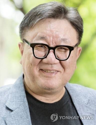 대중음악평론가 강헌 별세. 사진 I 연합뉴스