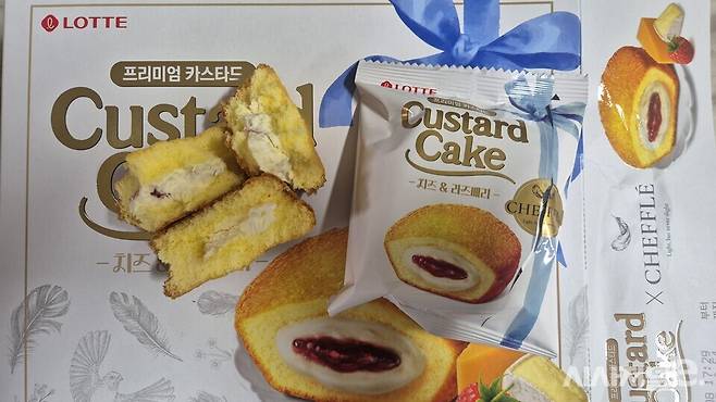 롯데웰푸드 프리미엄 카스타드 제품을 세로로 갈라봤다. / 사진=한다원 기자