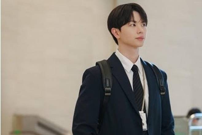 출처:SBS '나인 투 식스'