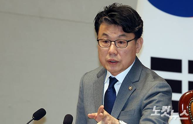 국회 국방위원회 진성준 위원장. 윤창원 기자