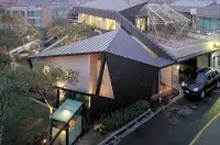 마치 액자 속 그림같은 풍경을 선사하는 단독주택